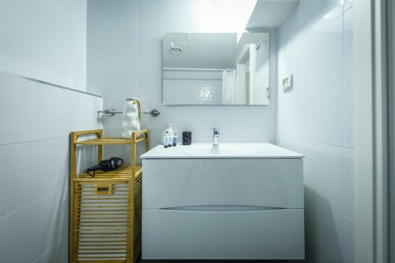Mamad Modern Duplex with Sea View - image 13
