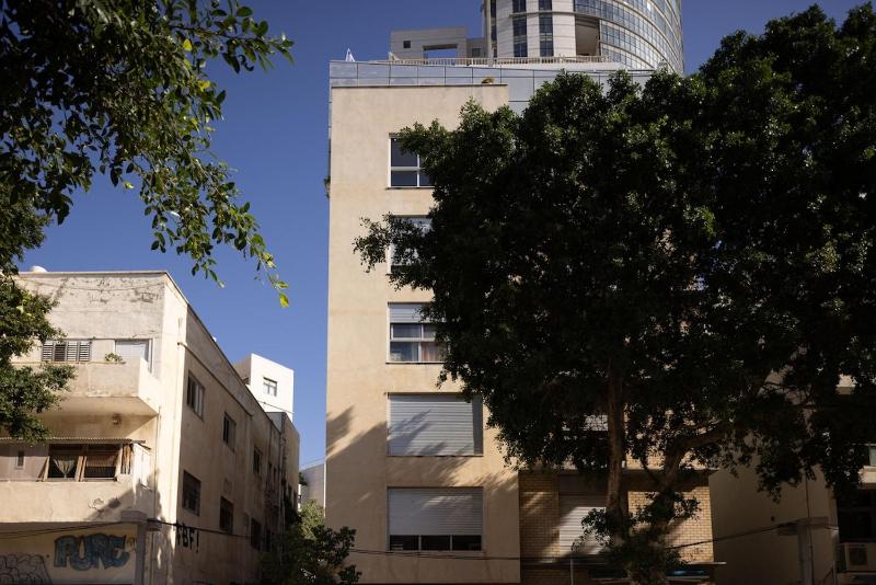 Mamad Charming 1BR Apt with Balcony with Mamad - image 12