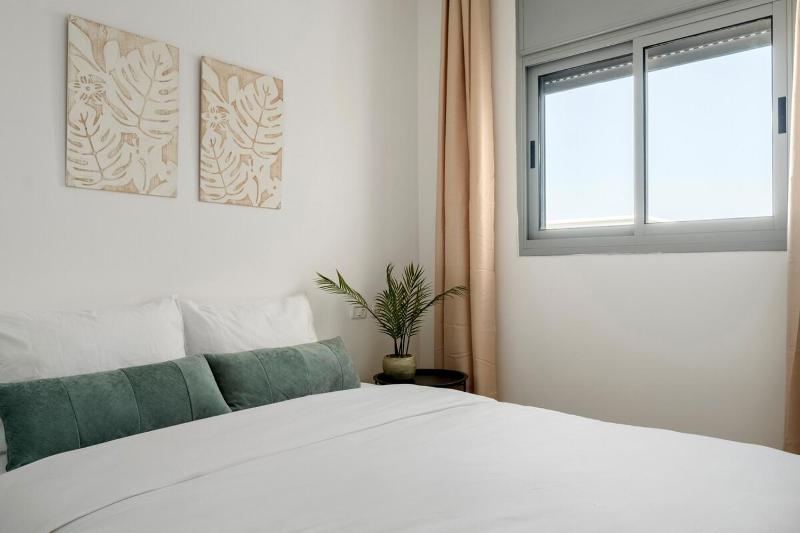 Mamad Sea View Penthouse Near the Beach - image 4