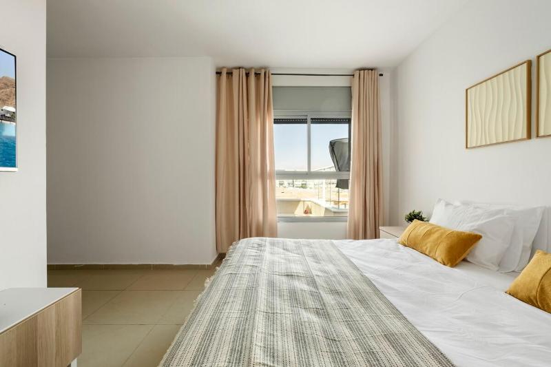 Mamad Sea View Penthouse Near the Beach - image 25
