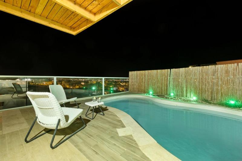 Mamad Sea View Penthouse Near the Beach - image 39