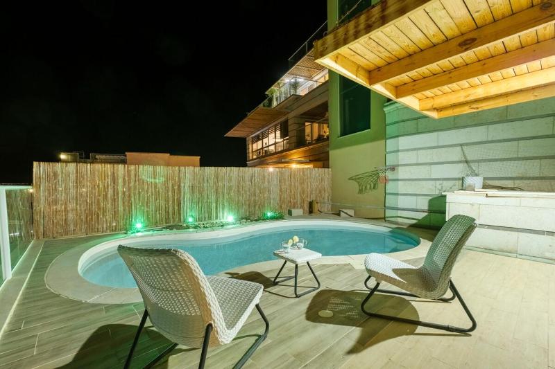 Mamad Sea View Penthouse Near the Beach - image 27