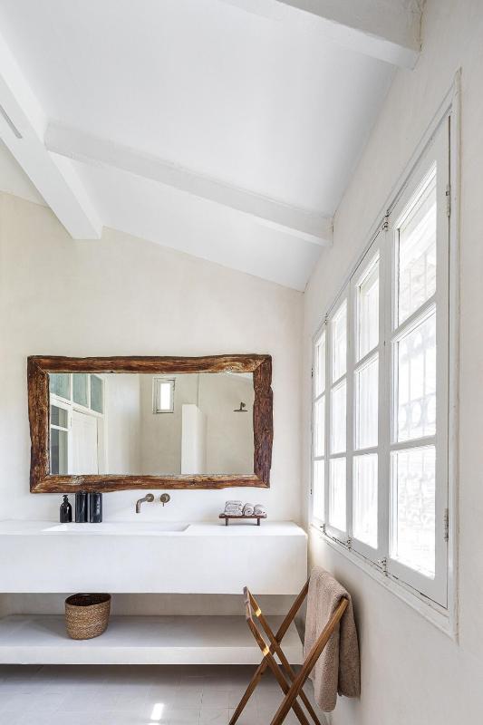 The Gem of Neve Tzedek Stylish Home - image 2