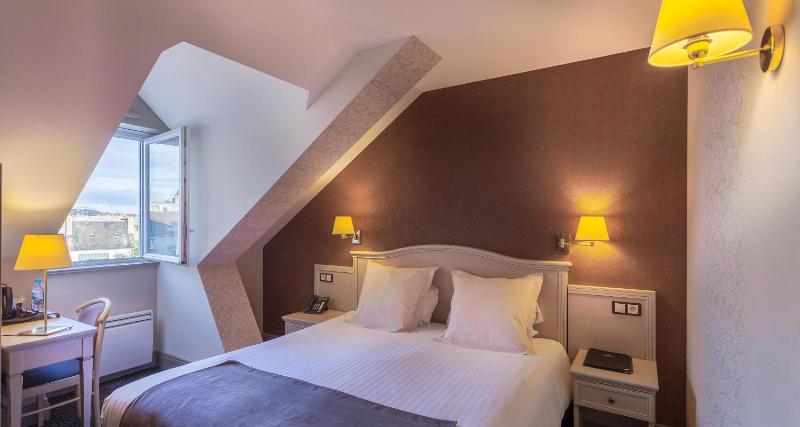 Superior Double Room image 4