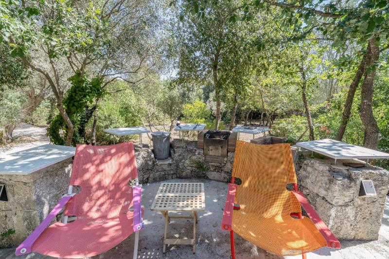 Villa Manghisi immersa nel verde - image 7