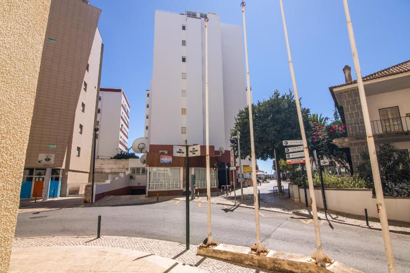 Férias sem carro Praia da Rocha - image 25