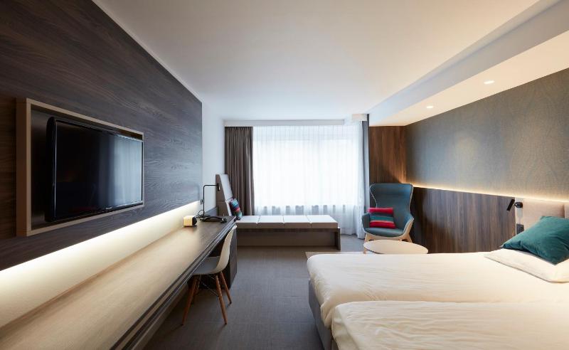 Double Superior Room  image 3