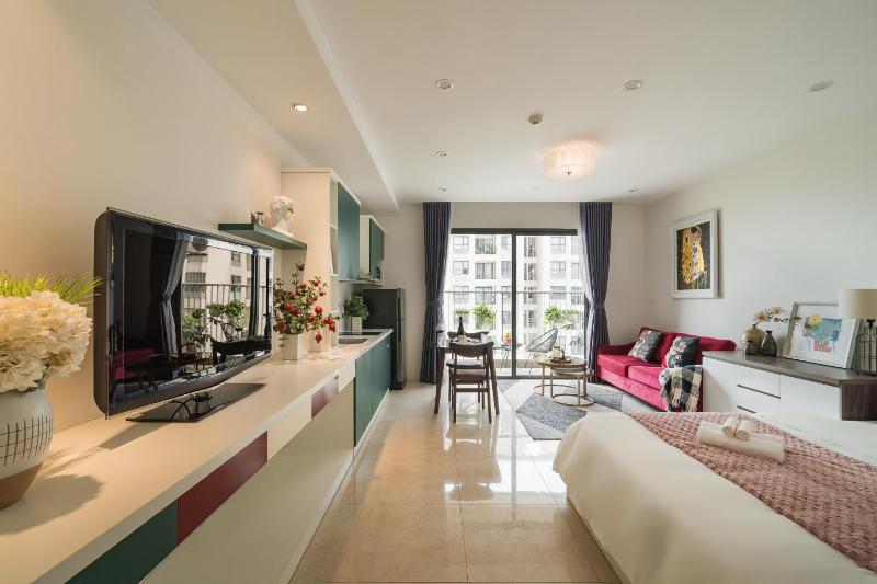 Max Living - Vinhomes D'Capitale - Luxury Residences Hanoi Center - image 1