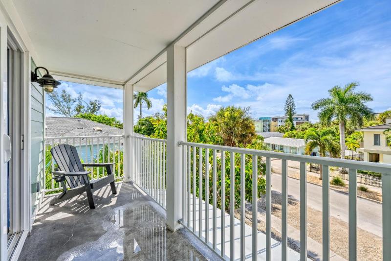 Island Time East - 355 - image 19