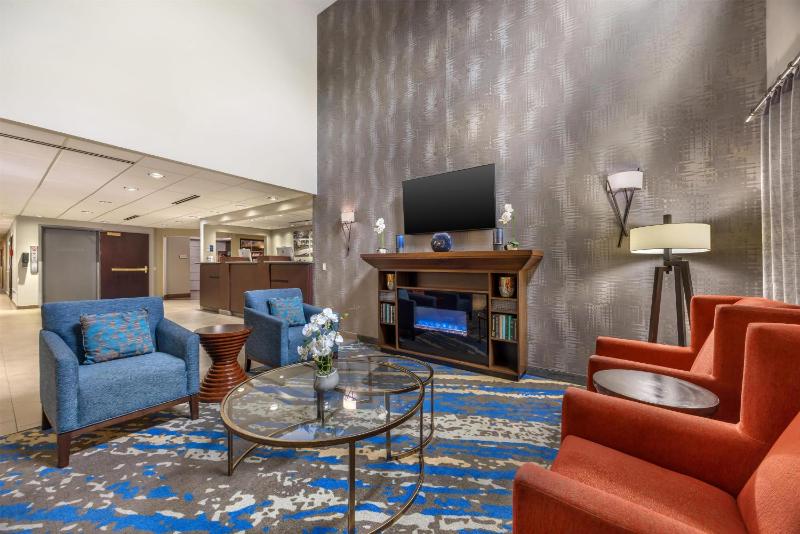 Best Western Plus Portland Airport Hotel & Suites - image 10