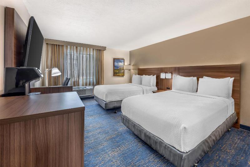 Best Western Plus Portland Airport Hotel & Suites - image 26