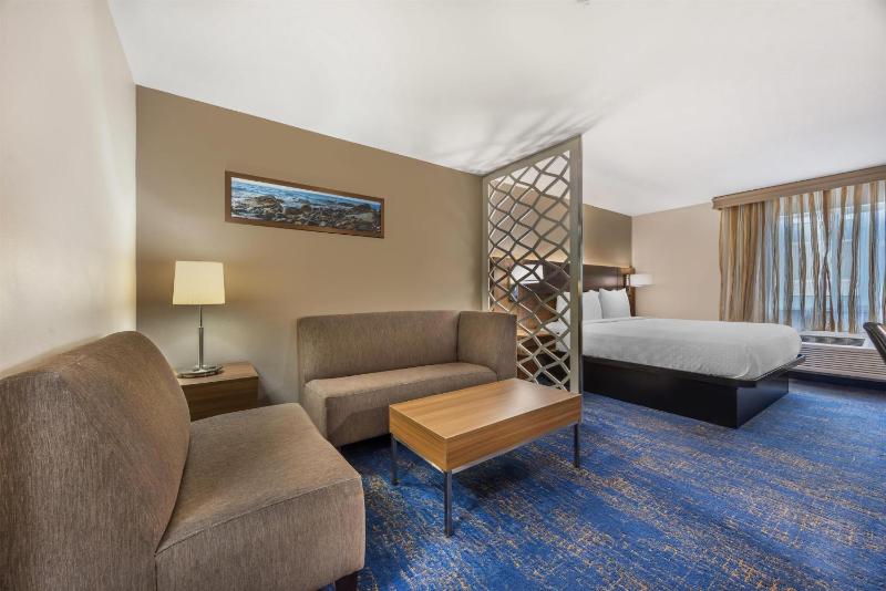 Best Western Plus Portland Airport Hotel & Suites - image 24