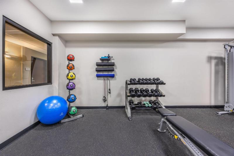 Best Western Plus Portland Airport Hotel & Suites - image 43