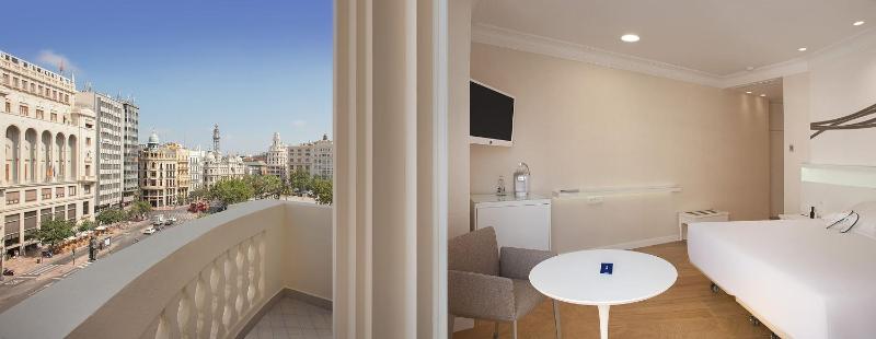 Meliá Plaza - image 2