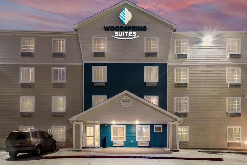 WoodSpring Suites Houston I-45 Airtex - image 29