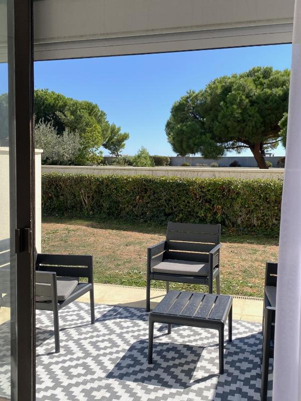 Logis Hôtel Le Rochelois - image 37