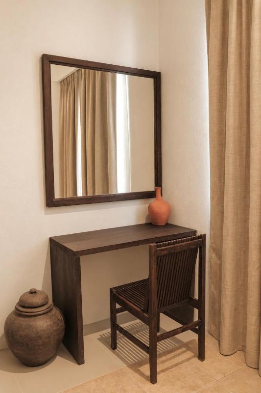 Two Bedroom Affordable Beach Front House - image 22