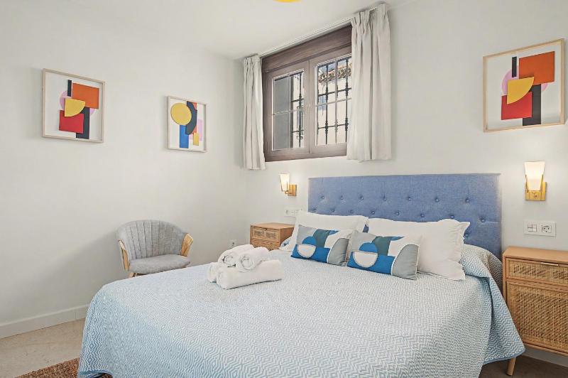 Apartamento La Mina - image 9