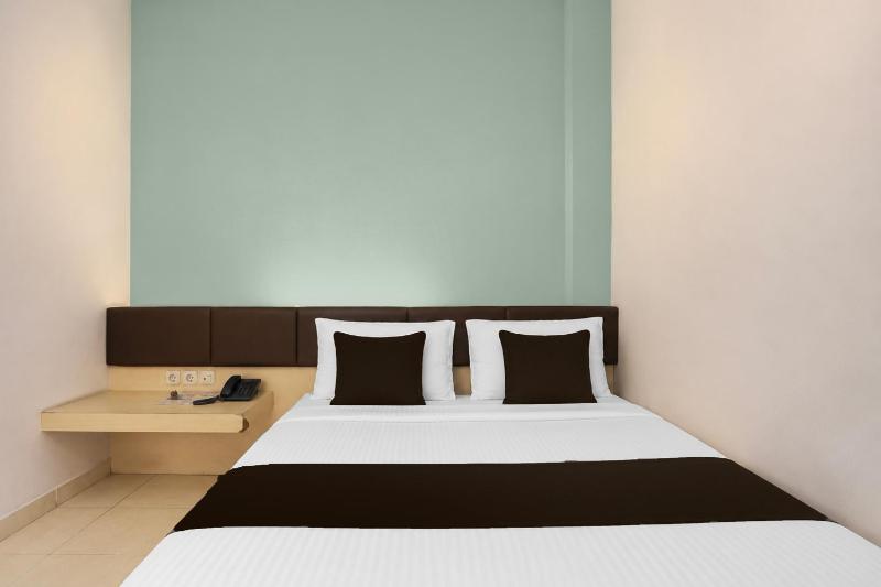 Townhouse Oak Hotel Niaga Surabaya - image 5