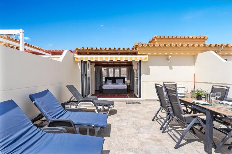 Penthouse with seaview by Costarentals - Ref 08 - image 14