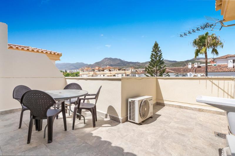 Penthouse with seaview by Costarentals - Ref 08 - image 13