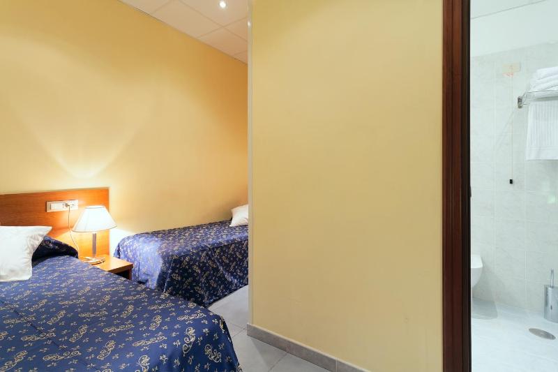 Quadruple Room image 1