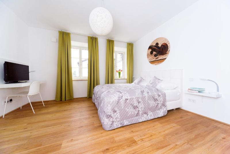 Two-Bedroom Apartment B image 3