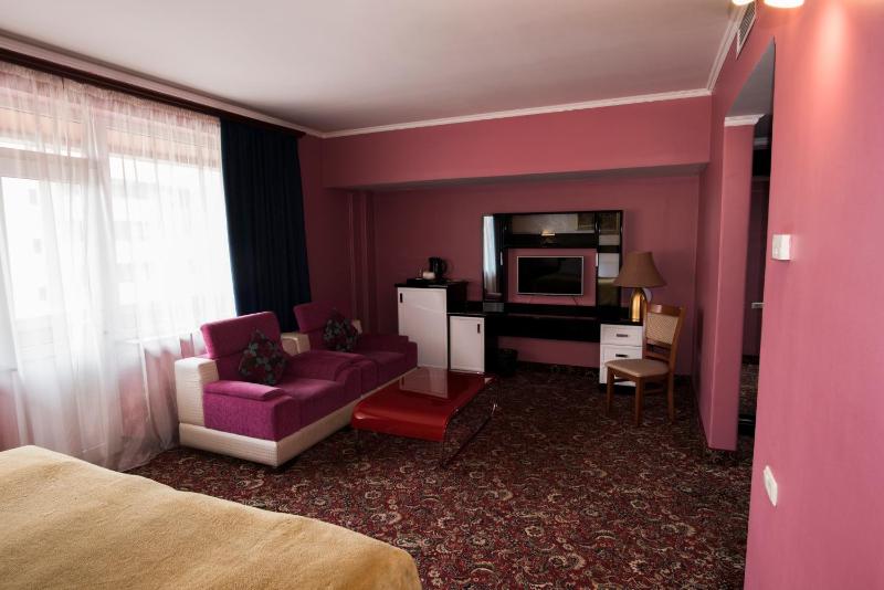 Double or Twin Room image 2
