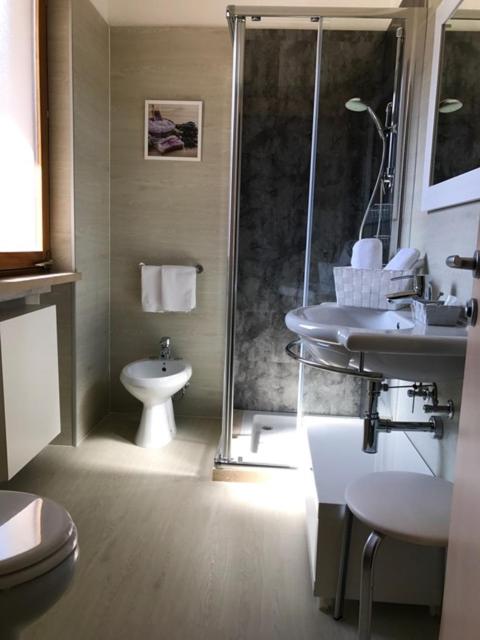 Superior Double or Twin Room with Balcony image 3