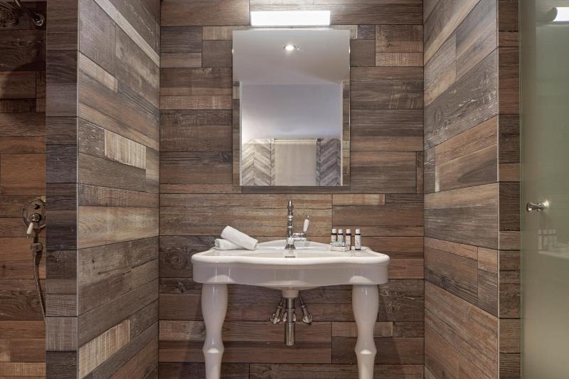  Urban Suite image 2