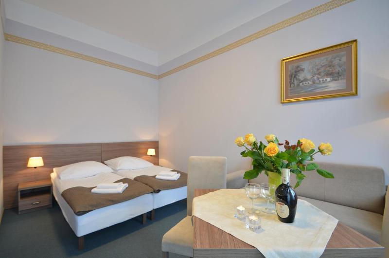 Triple Room image 2