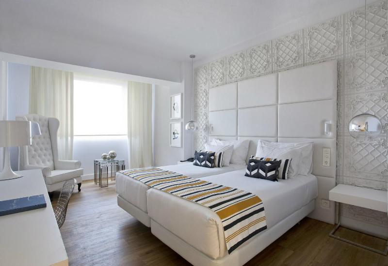 Standard Double or Twin Room image 2