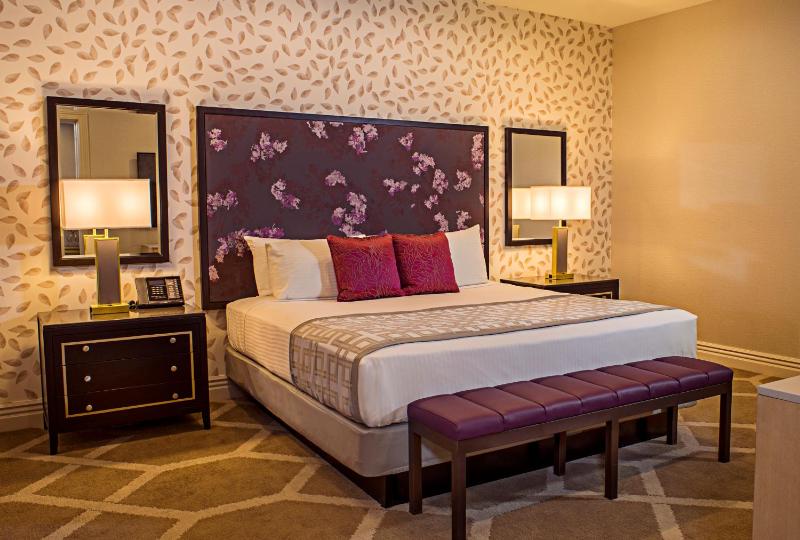 Executive One-Bedroom Suite Non-Smoking