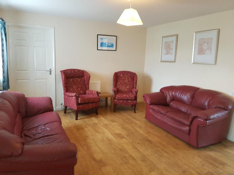 Five-Bedroom House image 2