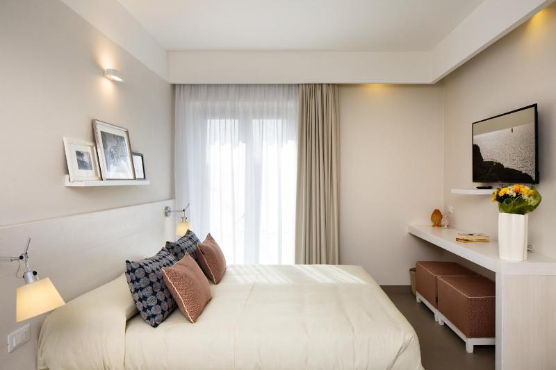 Superior Room image 3