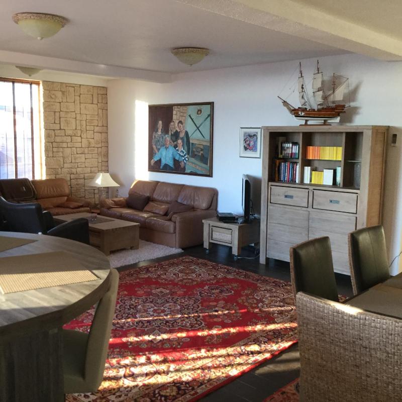 Apartment with Sea View image 3