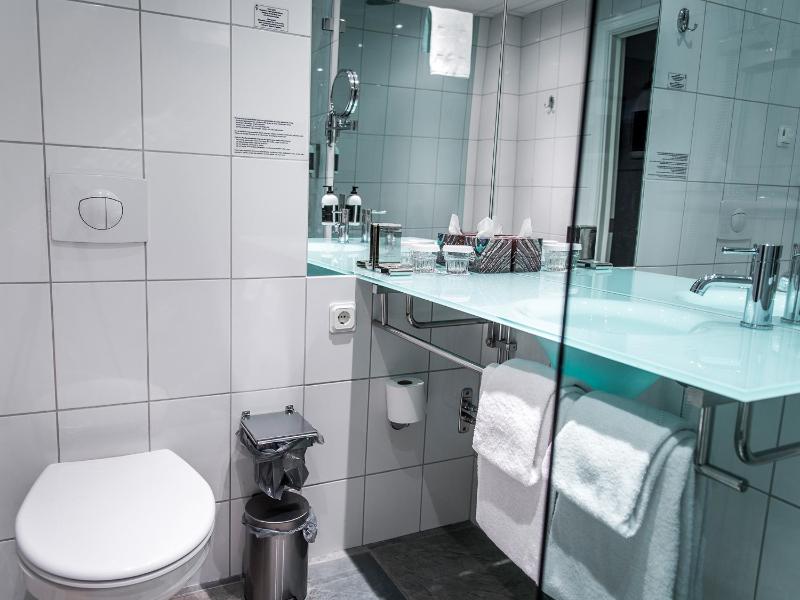 Classic Double Room - Spa not included image 4