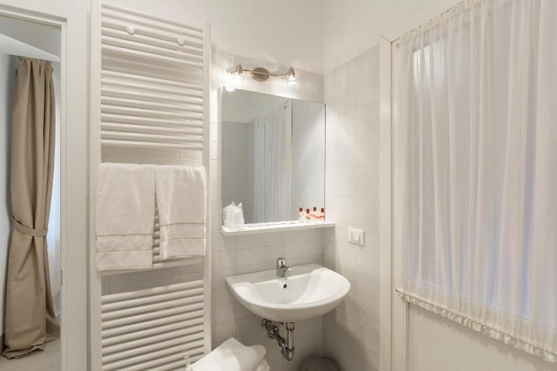 Apartment - Ground Floor image 4