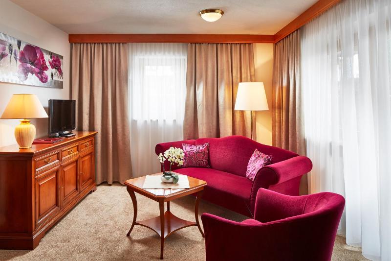 Junior Suite image 1