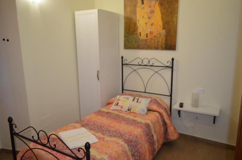 Single Room with Private Bathroom image 2