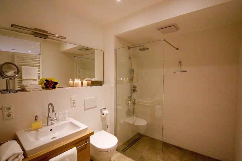 Apartment image 4