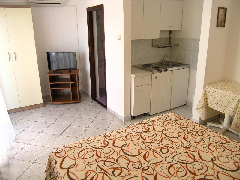 Apartments Murgic - image 8