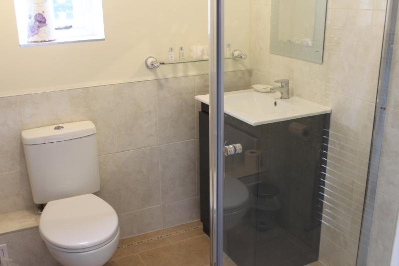Double Room with Shower image 2