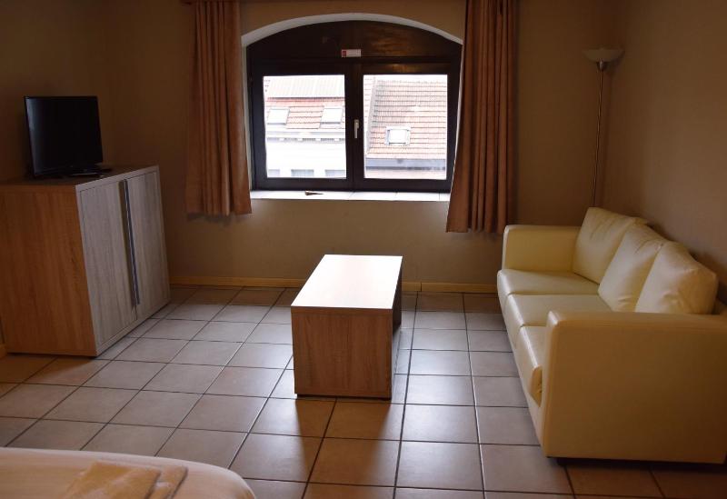 Executive Apartment image 2