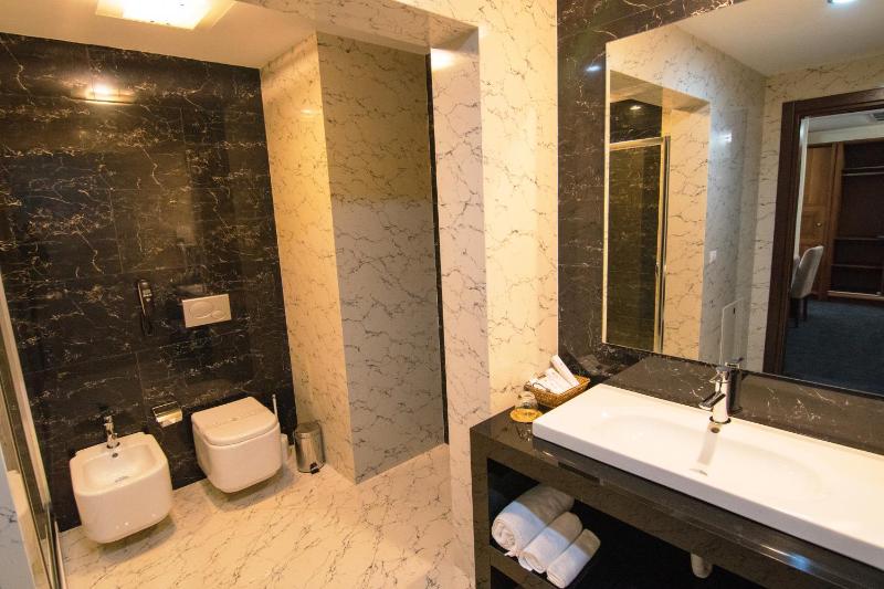 Boutique Hotel Kotoni - image 14