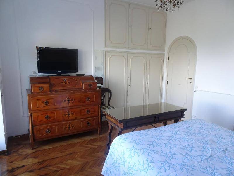 Double Room with Balcony and Sea View image 2