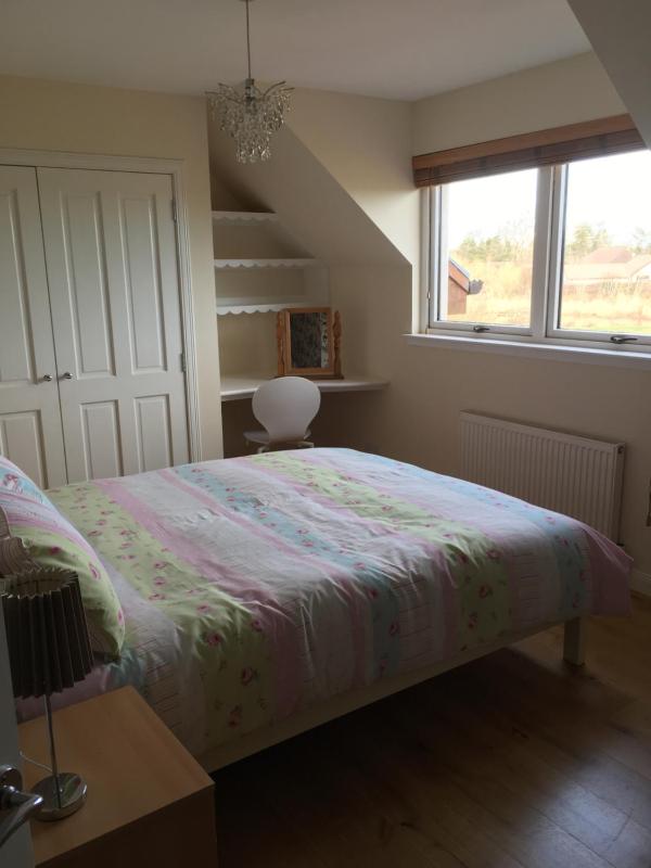 Three-Bedroom House - New Cottage image 3
