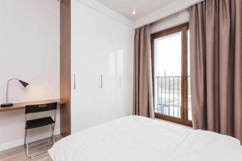 Superior One-Bedroom Apartment image 4