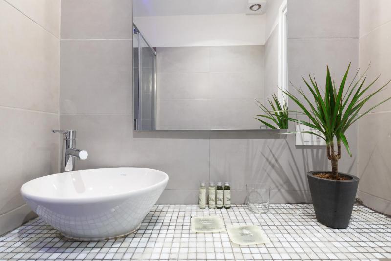 Superior Double Room image 2