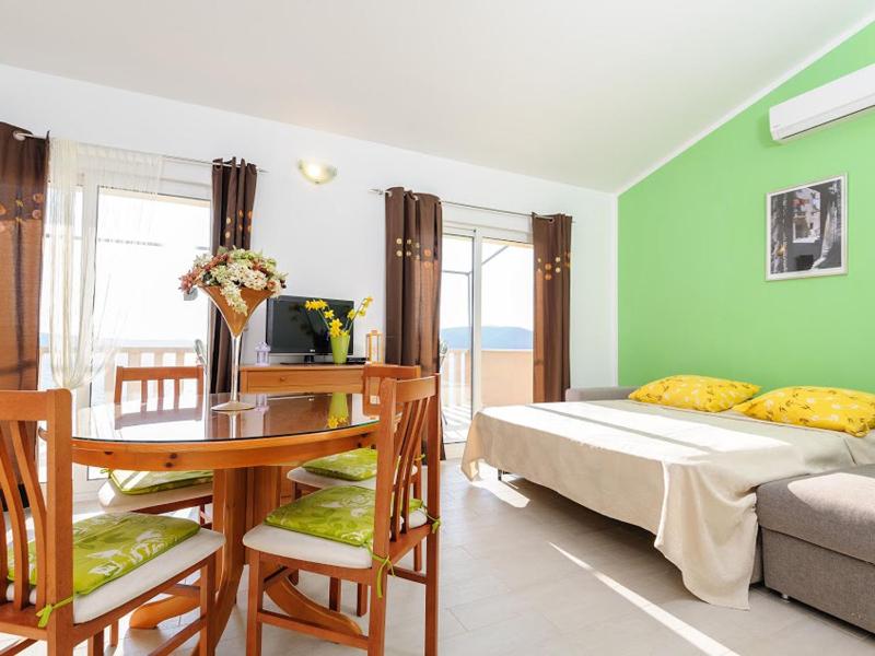 Apartment image 2